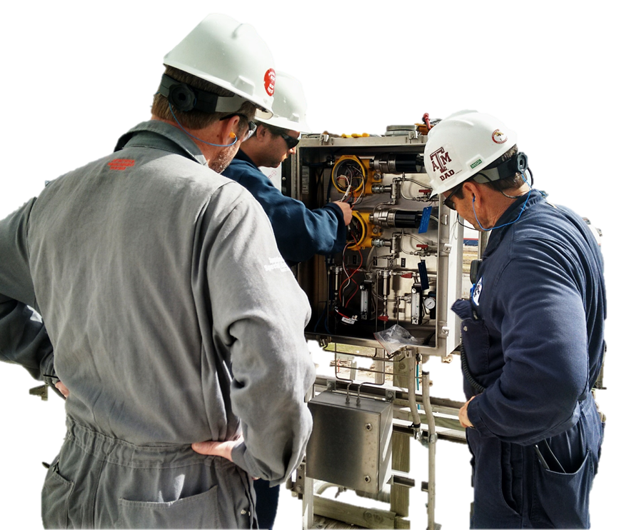 2 detector panel technicians